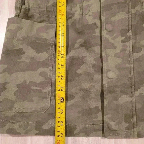 Caslon Camouflage Utility Jacket Snap Closure Size SMALL Pockets Cinch Waist. - Picture 11 of 12